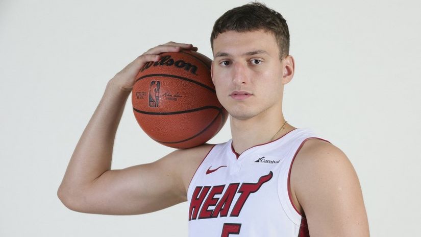 Nikola Jović (Foto: AFP)