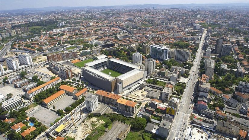 Pogled iz vazduha na stadion Boaviste u Portu (©AFP)