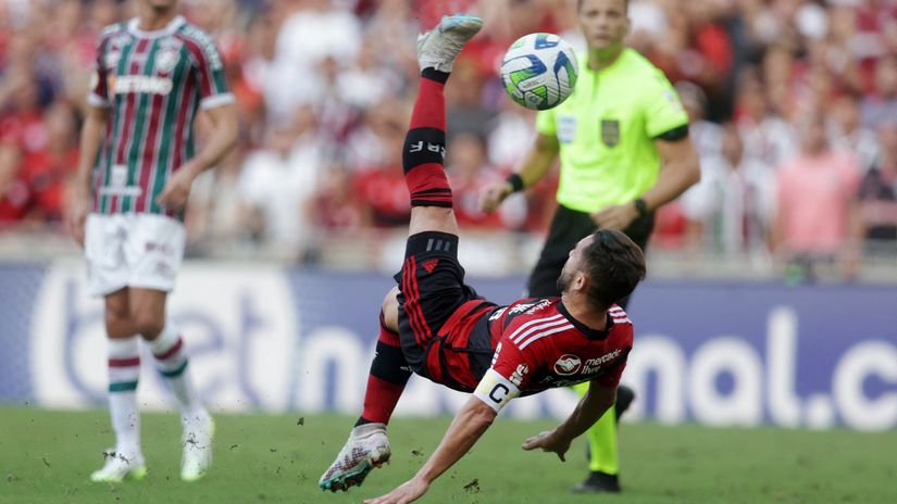 Everton Ribeiro (©Reuters)