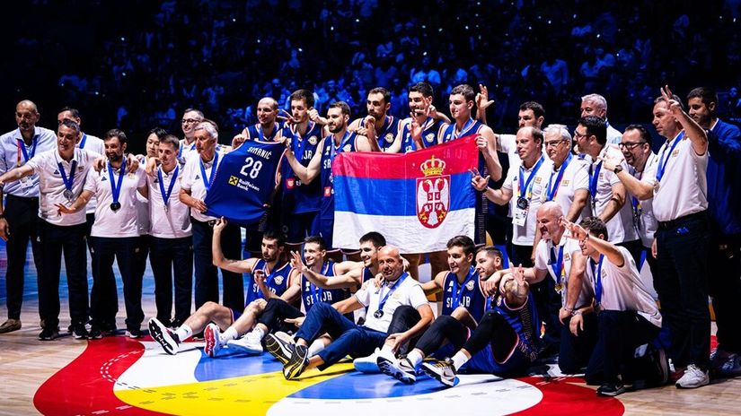 Detalj posle finala Mundobasketa (©FIBA Basketball)