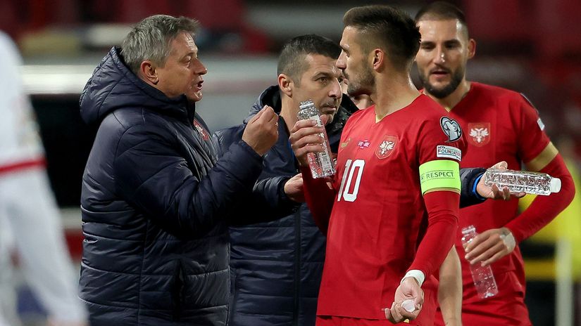 ©Starsport