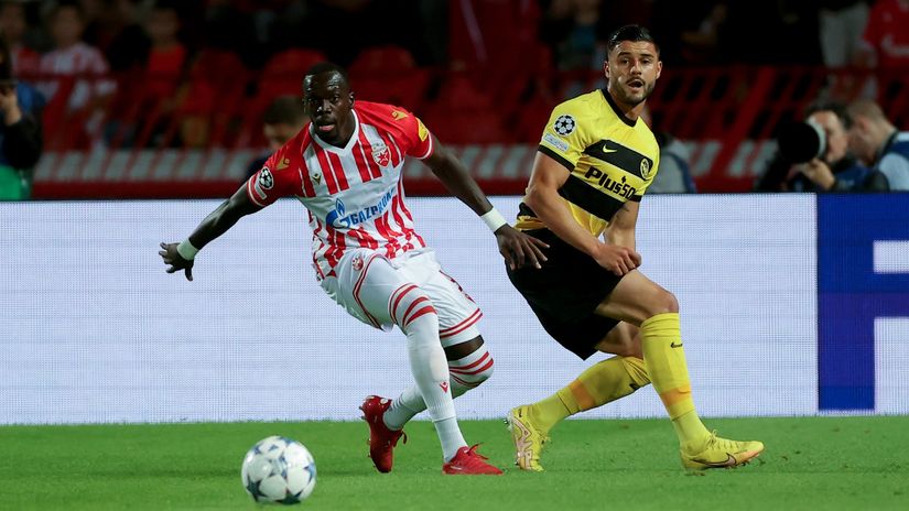 Šerif Endiaje (Crvena zvezda) na meču sa Jang Bojsom
