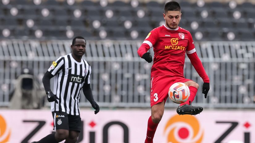 Luka Zorić i Hamidu Traore u pozadini (©Starsport)