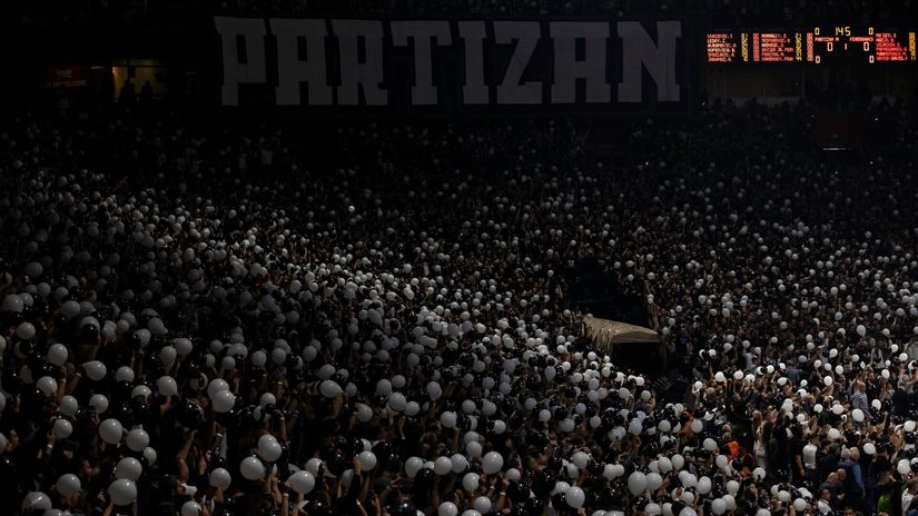 Navijači Partizana (©Starsport)