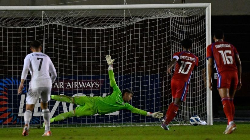 Barsenas postiže gol iz penala (AFP)