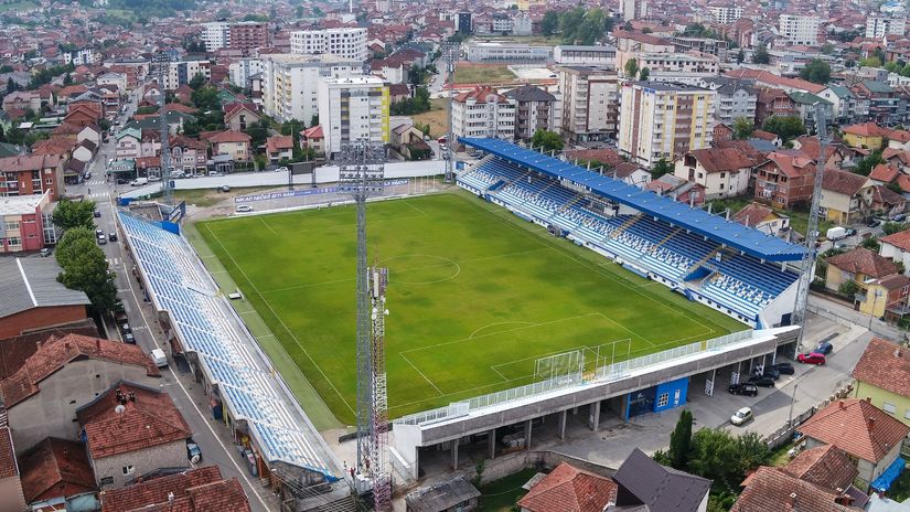 Fudbal u drugom planu: Novi Pazar posle 54 minuta prekida nastavio