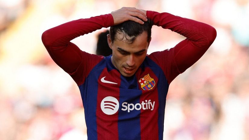 Pedri protiv Raja (©AFP)