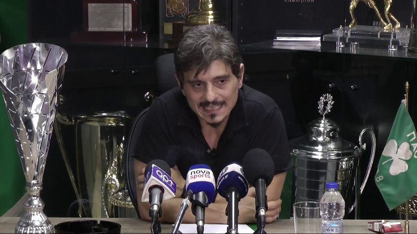 Dimitris Janakopulos (Screenshot - Youtube.com)