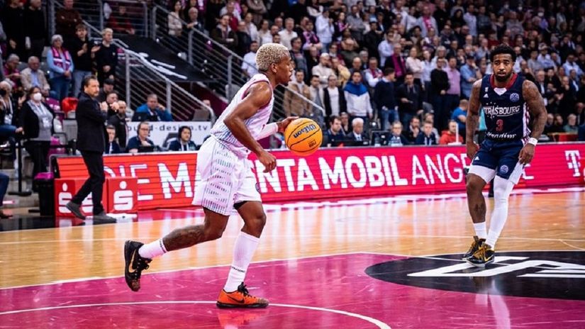 Ti Džej Šorts (©fiba.basketball)
