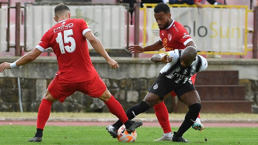 KRAJ: Radnički Niš - Partizan 0:2 (VIDEO)