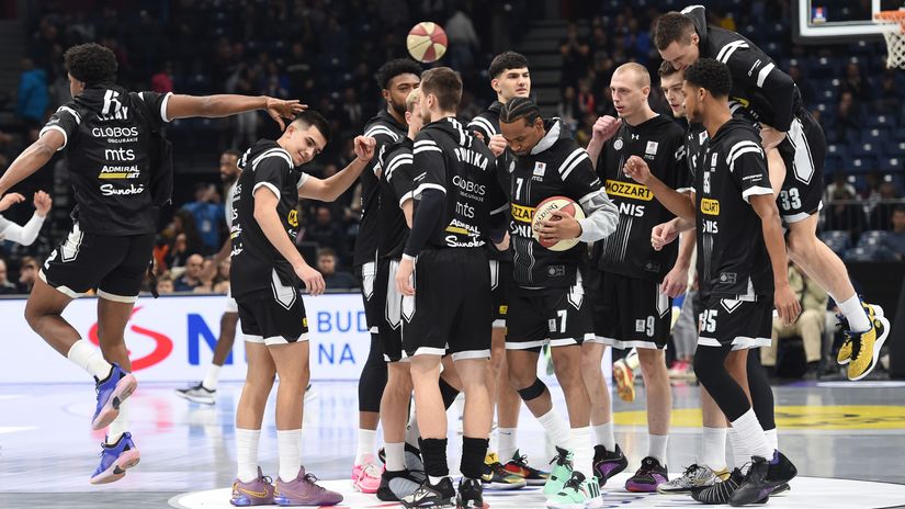 Košarkaši Partizan Mozzart Beta (©MN Press)