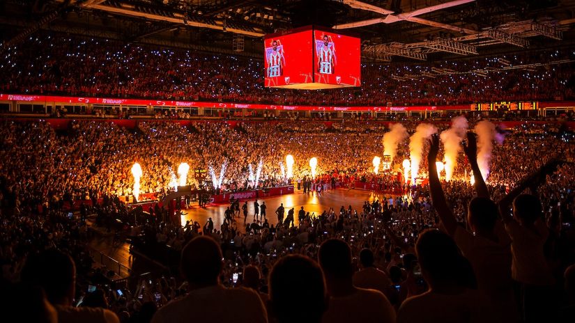 Atmosfera iz Štark Arene (Foto: Starsport)