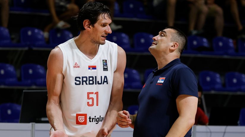 Boban Marjanović i Dejan Milojević (©Star Sport)
