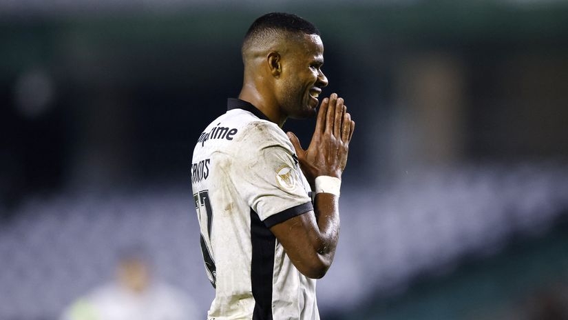 Čarobnjak Žunior Santos gura Botafogo u elitu (VIDEO)