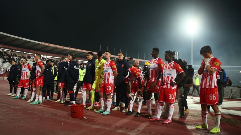 Crveno-beli posle utakmice (©Starsport)