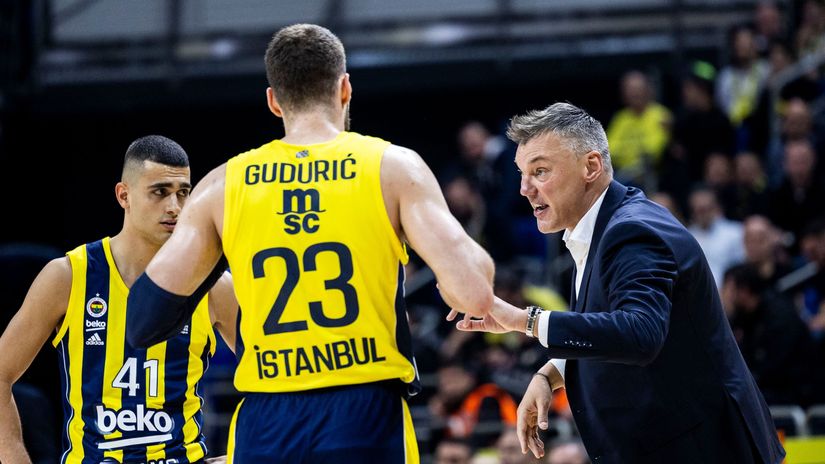 Marko Gudurić i Šarunas Jasikevičijus (Star Sport)