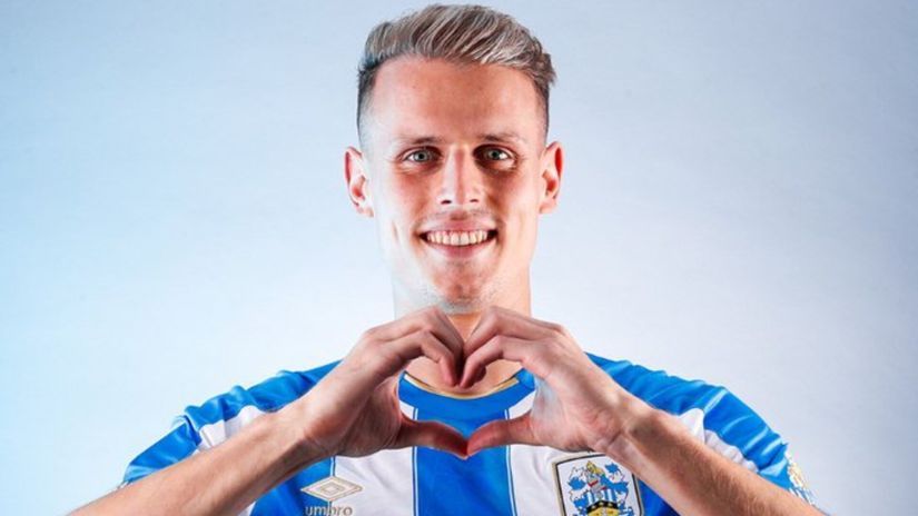 Bojan Radulović (©Twitter/FC Huddersfield)