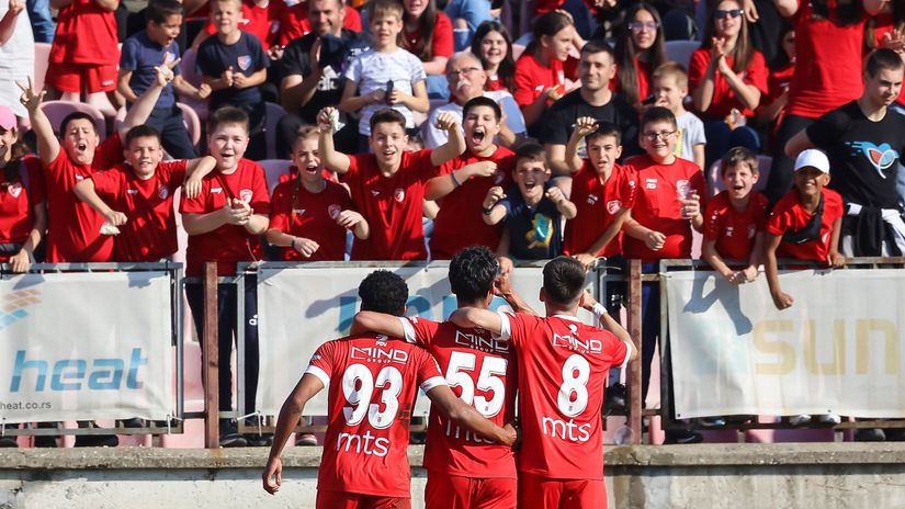 Proključao fudbalski vulkan u srcu Šumadije, Radnički je prvi put u polufinalu Kupa!