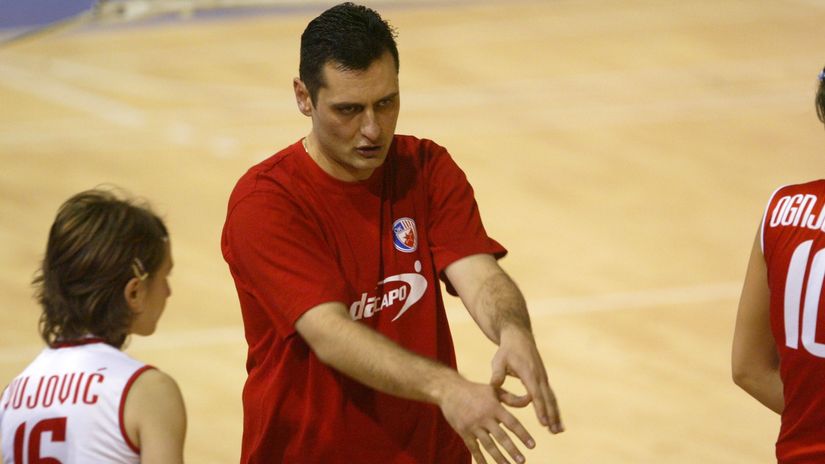 Zoran Terzić u opremi Zvezde 2005. godine (MN Press)