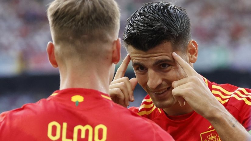 Alvaro Morata i Dani Olmo (©Reuters)