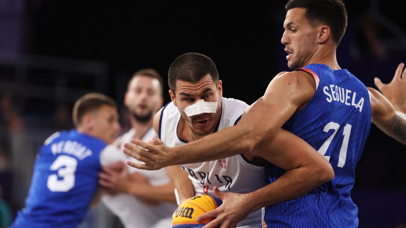 Šok za Srbiju u Parizu: Basketaši bez medalje!