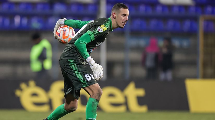 Golman Slobode Luka Savić (©Starsport)