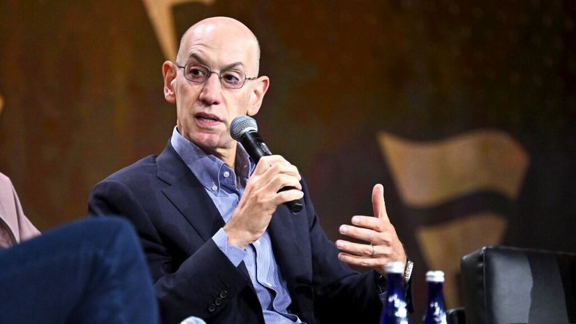 Adam Silver (©AFP)