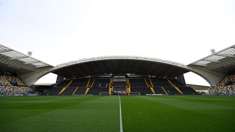 Stadion Friuli (©Reuters)