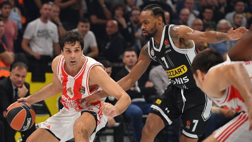 Miloš Teodosić i Kevin Panter u prošlosezonskom obračunu (Starsport)