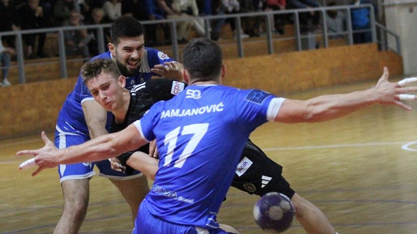 Leo Feješ (Dinamo) u duelu sa Metaloplastikom (@srl.rs)