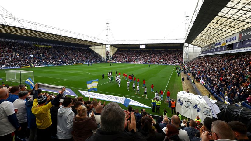 Stadion Dipdejl (©Reuters)