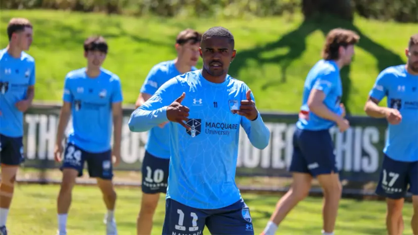 Daglas Kosta (©sydneyfc.com)