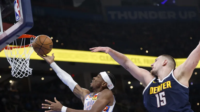 Šej Gildžes Aleksander i Nikola Jokić (Guliver/AP Photo/Nate Billings)