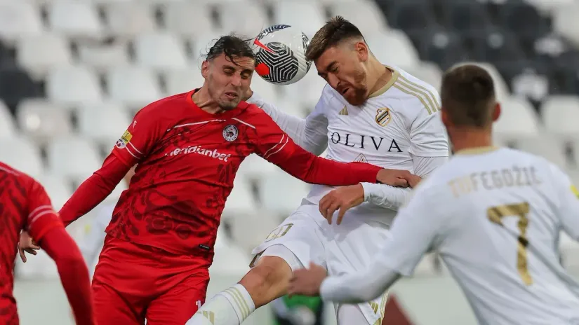 Duel Jevtića i Pavkova (@StarSport)