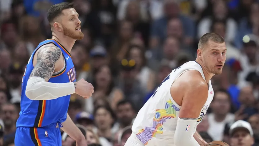Ajzea Hartenštajn i Nikola Jokić (Guliver/AP Photo/David Zalubowski)