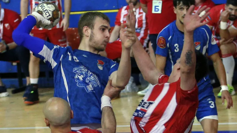 Detalj sa meča Zvezda - Obilić (©srl.rs)
