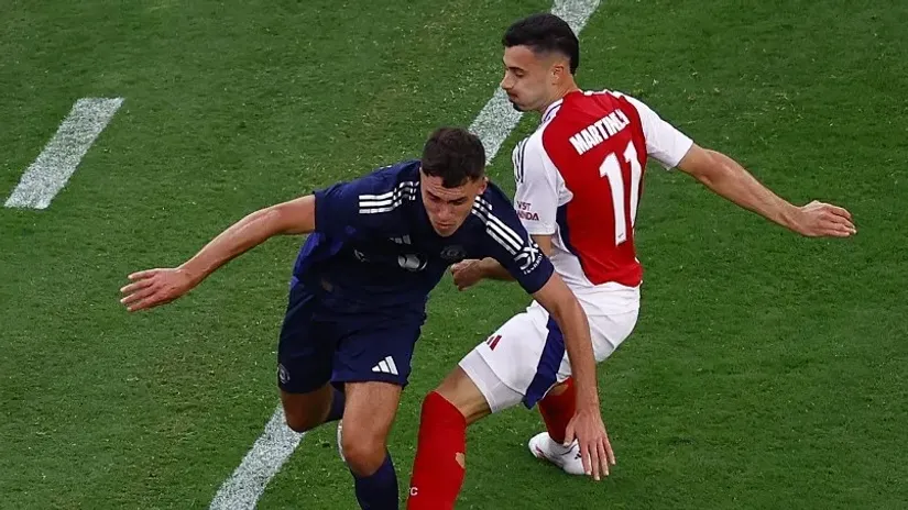 Džejms Skanlon na prijateljskom meču protiv Arsenala (©AFP)