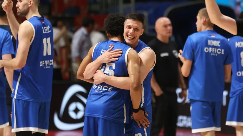 Slavlje košarkaša Spartaka (©MN Press)