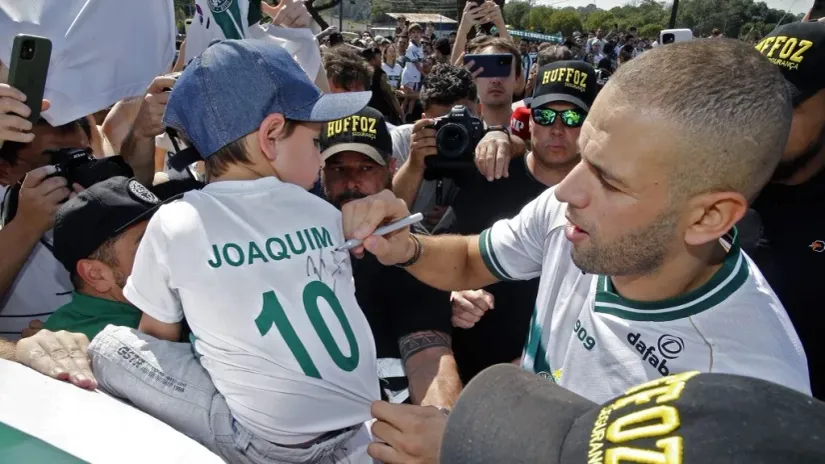Islam Slimani (©Reuters)