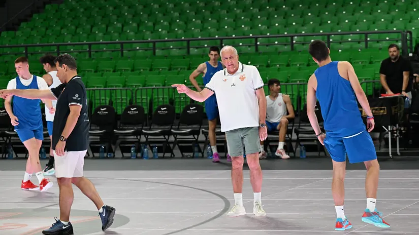 Željko Obradović i Dimitris Itudis (©Stolis Photos)