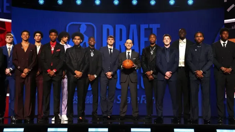 Rukiji NBA lige (©AFP)