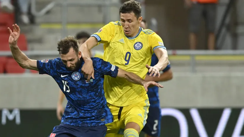 Artur Šušenačev u dresu reprezentacije Kazahstana (©Reuters)
