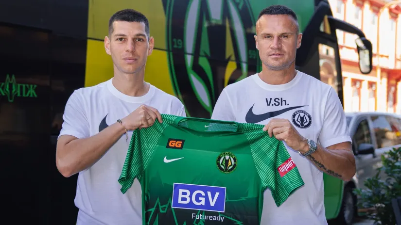 (©@fcpolissya)