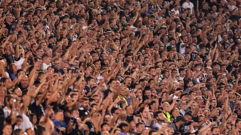 Grozdovi ljudi na stadionu Partizana (Star sport)
