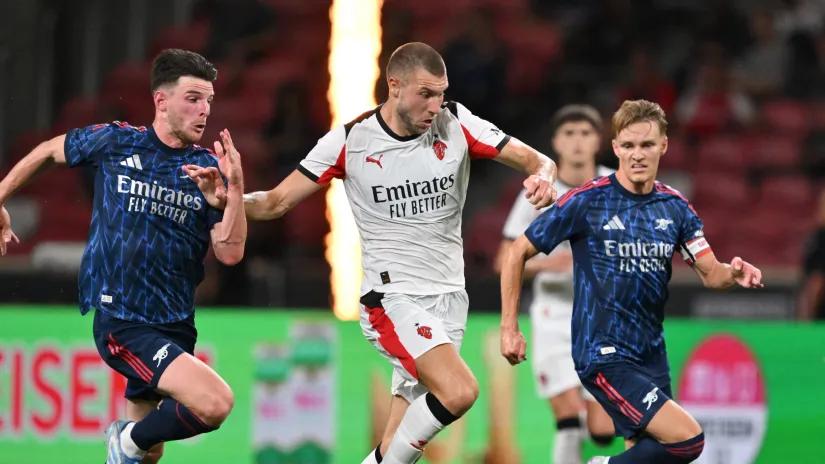 Foto: Reuters, Pavlović u prijateljskoj utakmici sa Arsenalom