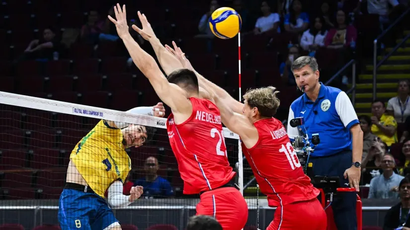 ©FIVB