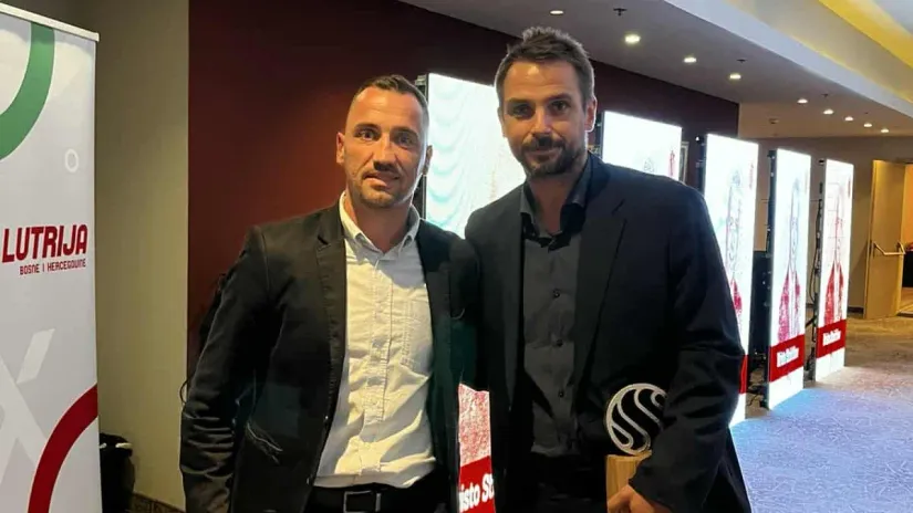 Niko Kranjčar s našim dopisnikom (©Mozzart Sport)
