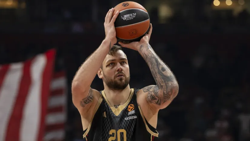 Donatas Motiejunas (©Starsport)