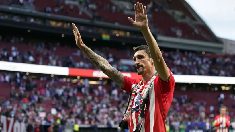Stefan Savić (©Reuters)
