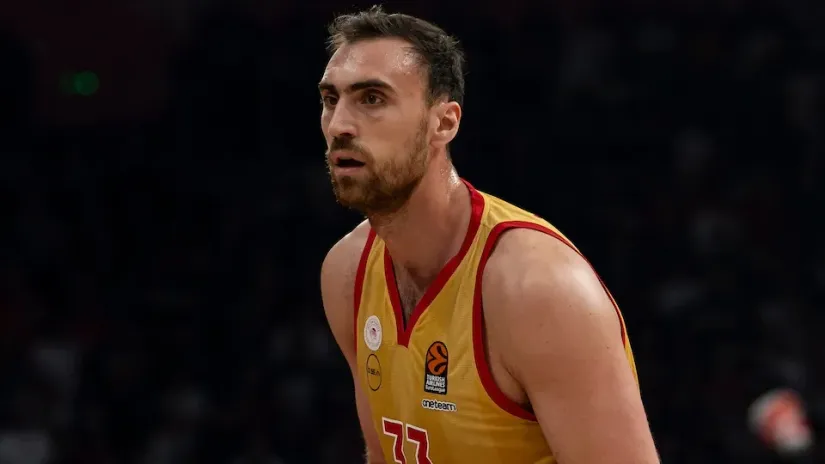 Nikola Milutinov (Starsport)